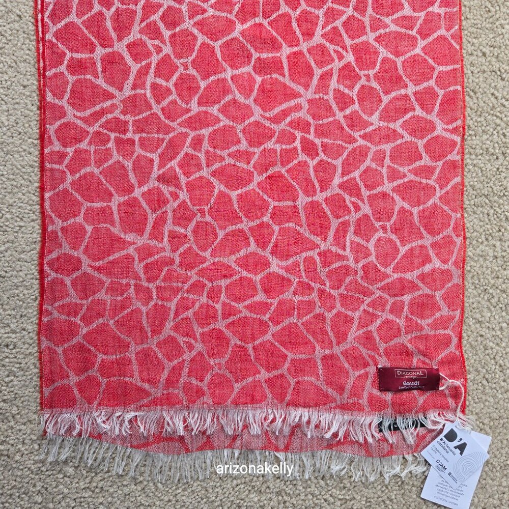 NWT Linen Scarf Gaudí Barcelona Spain Architect--Diagonal Prestige Limited Editi - Picture 4 of 12